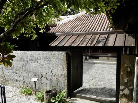 重要文化財中村家住宅中門 重要文化財中村家住宅中門 中村家住宅,民家,旧家の写真素材