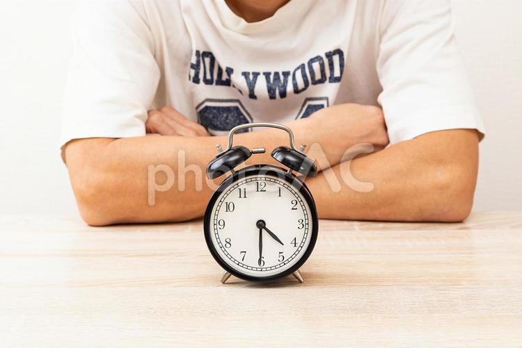 時計と男性 時計,時間,人物の写真素材