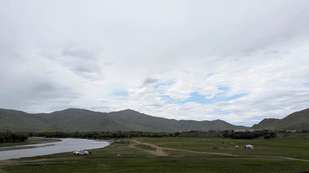 大自然に囲まれたモンゴルの別荘地 大自然に囲まれたモンゴルの別荘地 モンゴル,大自然,別荘の写真素材