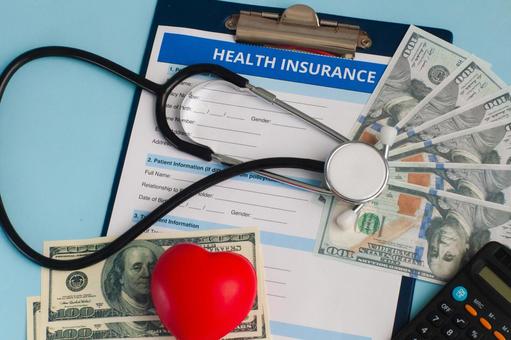 保健申込書　お金とハート 契約,申請,医療保険の写真素材