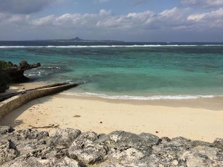 沖縄 海 浜辺 沖縄 海 浜辺の写真