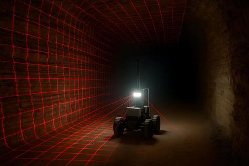 トンネル測量ロボの写真