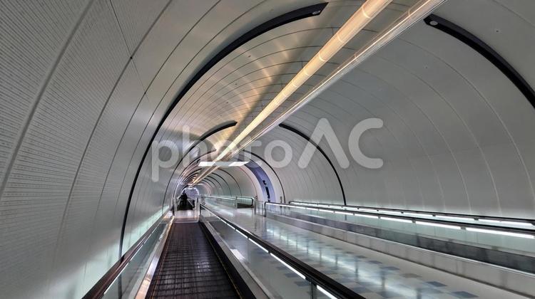 成田空港　第1ターミナル　地下通路 成田空港,第1ターミナル,地下通路の写真素材