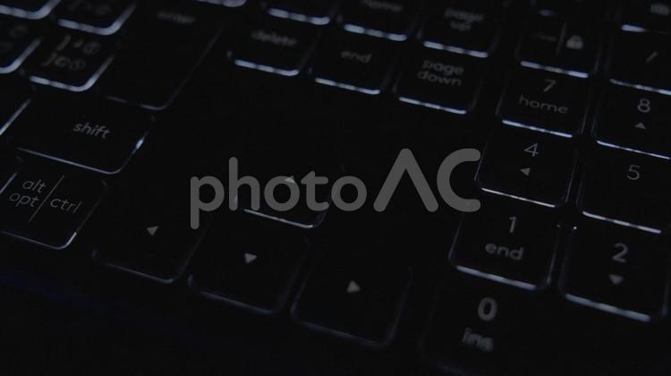 LEDキーボード キーボード,ビジネス,パソコンの写真素材