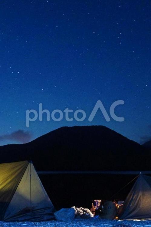 旅行やキャンプのイメージ キャンプ,バーベキュー,bbqの写真素材