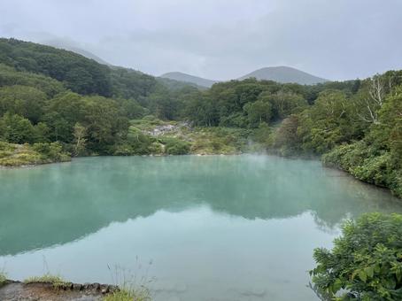 温泉地の池 温泉地の池 池,温泉,酸ヶ湯の写真素材