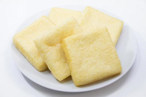 油揚げ 油揚げ,あぶらあげ,大豆の写真素材