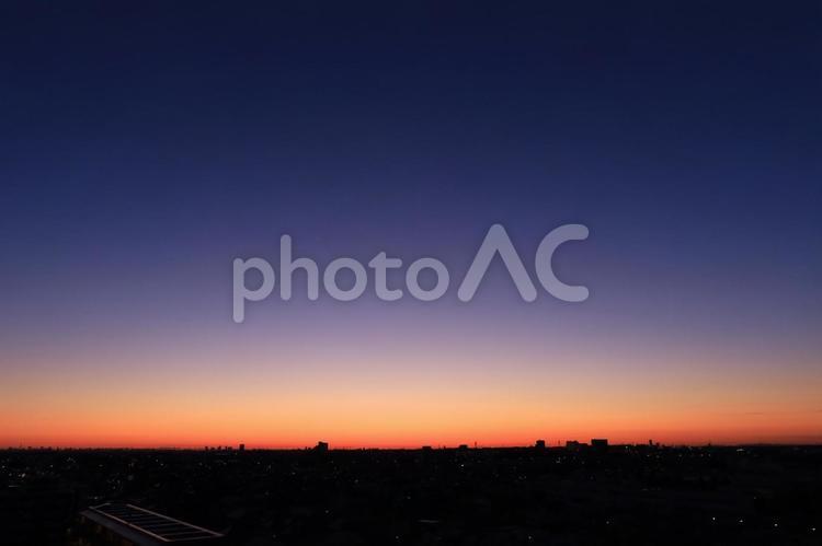 朝焼け　日の出　dawn  朝焼け,夜明け,朝焼け雲の写真素材