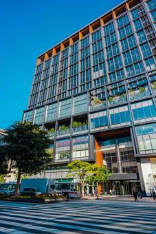 【福岡】天神の街並み 福岡,天神,ショッピングモールの写真素材