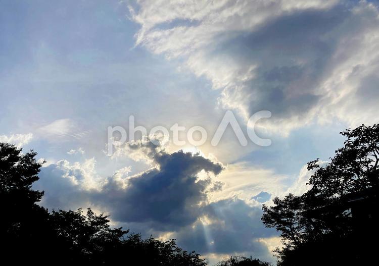 夕暮れ 夕暮れ,夕焼け,夕映えの写真素材