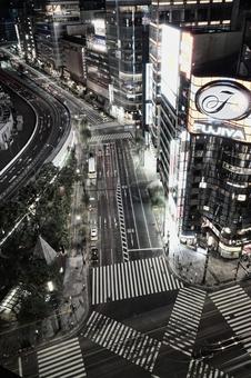 東京 スクランブル交差点,交差点,ビルの写真素材