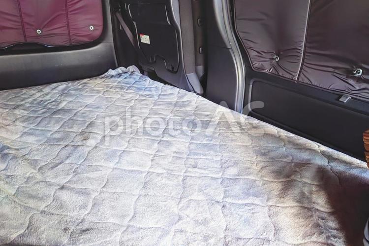 車中泊仕様のミニバンイメージ 車中泊仕様,車中泊,ミニバンの写真素材