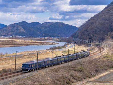 WEST EXPRESS 銀河 山陽本線 WEST EXPRESS 銀河 山陽本線 銀河,山陽本線,吉井川の写真素材