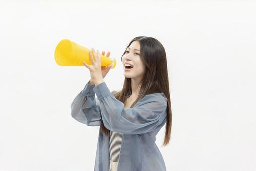 若い女性 応援 声援 若い女性 応援 声援 女性,アジア人,1人の写真素材