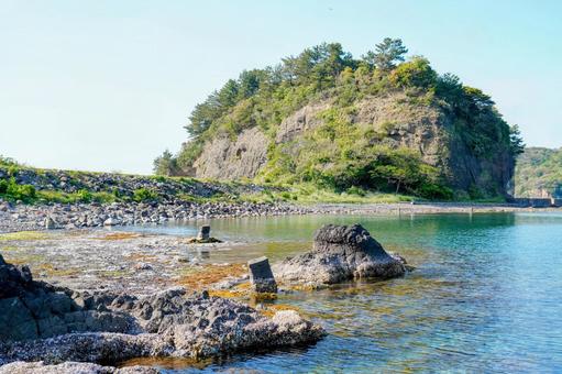島根・松江の桂島に残る江戸時代の船着き場 島根・松江の桂島に残る江戸時代の船着き場の写真