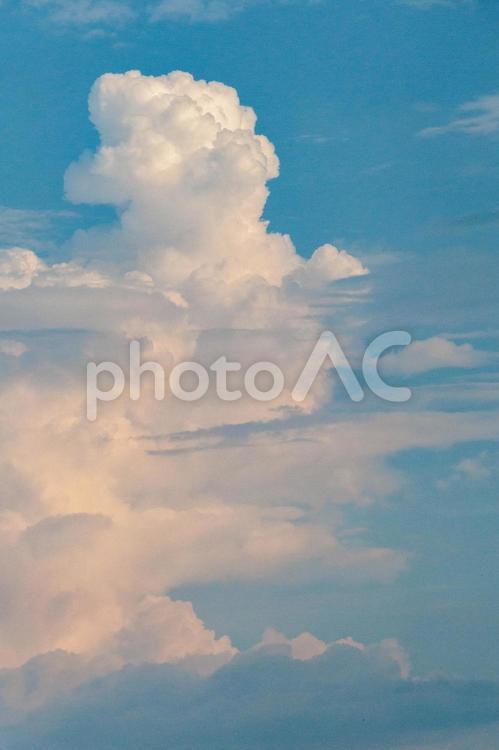 暑い夏の青空と白い雲 雲,空,風景の写真素材