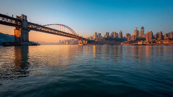 夕暮れに輝く大橋 夕暮れに輝く大橋の写真