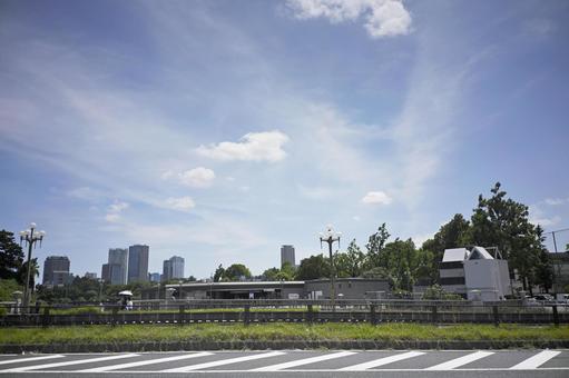 Photo, yotsuya mitsuke bridge, tokyo metro yotsuya station, station entrance, 