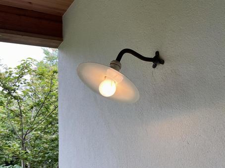 Bare electric bulb, JPG