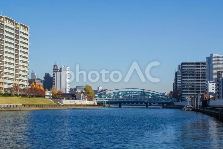 隅田川と千住大橋付近の街並み 隅田川,千住大橋,街並みの写真素材