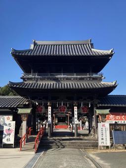 水田天満宮・楼門（縦） 水田天満宮,福岡県筑後市,神社仏閣の写真素材