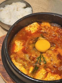 スンドゥブと白ご飯 スンドゥブと白ご飯の写真