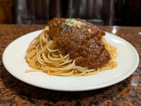 Photo, spaghetti, plateful, heaping, 