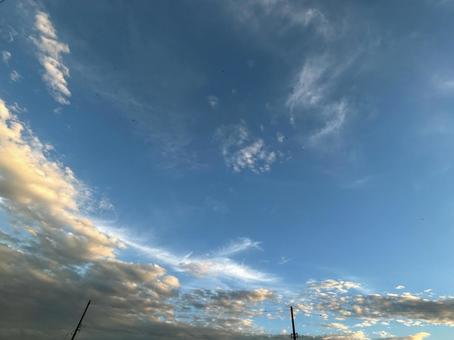 晴れた空、夕空、空、雲 晴れた空、夕空、空、雲の写真