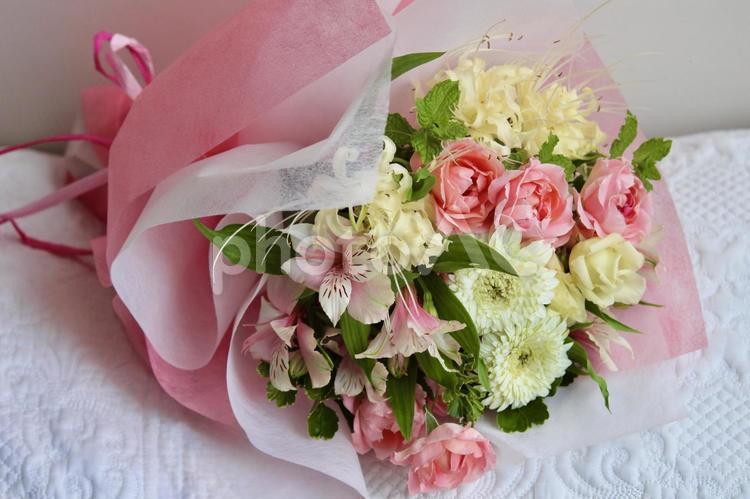 バラとガーベラの華やかパステル調の花束 花束,リボン,バラの写真素材