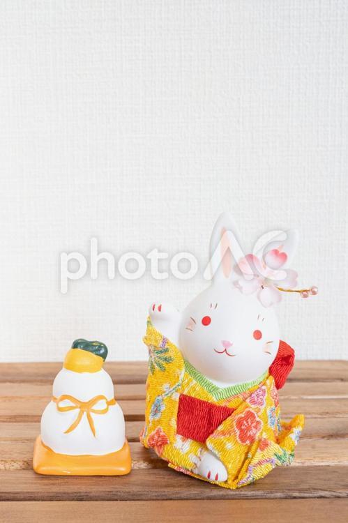 兎年　お正月の年賀状素材 年賀状,正月,鏡餅の写真素材