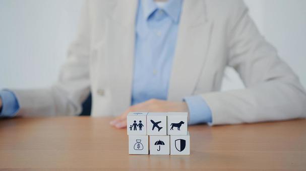 キューブを並べる 保険業,事務職,接客業の写真素材