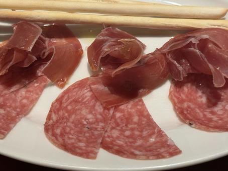 おつまみ ハム,美味しい,ディナーの写真素材