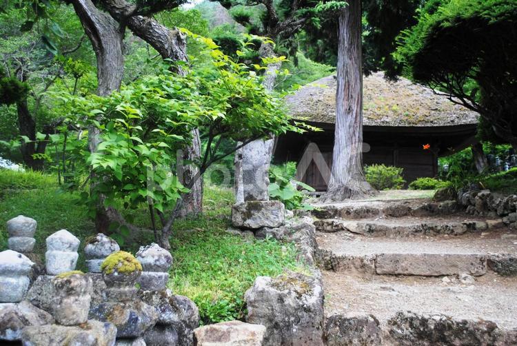 信州上田塩田平中禅寺 信州,上田市,信州の鎌倉の写真素材