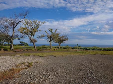湘南平の公園と海 湘南平,高台,公園の写真素材