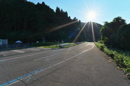 The sun shining the way, JPG