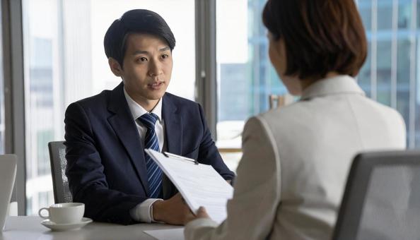 面接官 面接官の写真