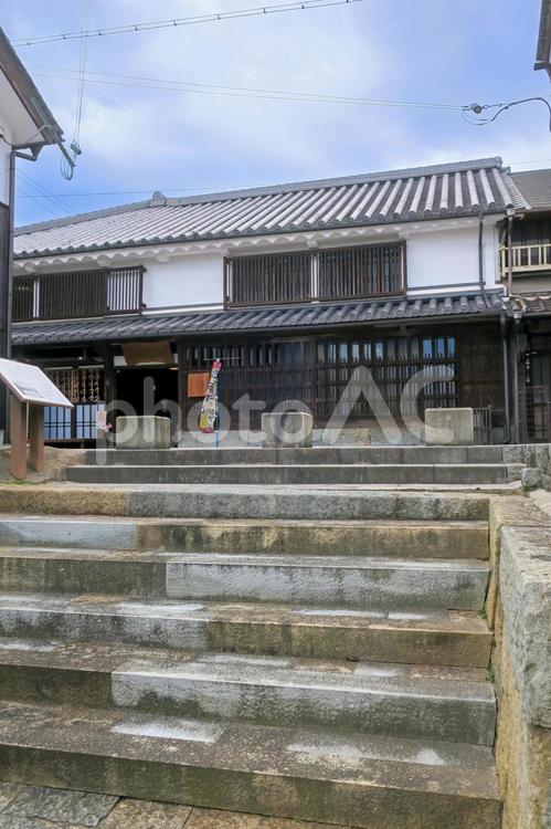 	兵庫・高砂南堀川の遺構（雁木と護岸石垣） 兵庫,高砂南堀川,遺構の写真素材