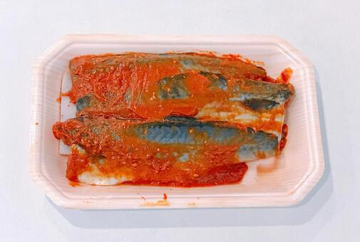 鯖味噌漬け 鯖味噌漬け,切り身,魚の写真素材