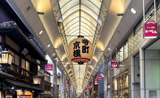 京都・寺町京極商店街 京都・寺町京極商店街 寺町京極,寺町商店街,寺町通の写真素材