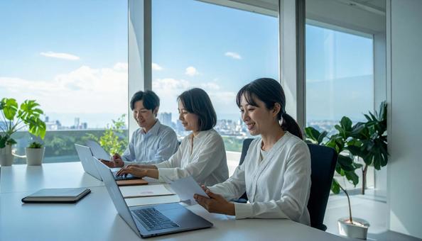 ビジネスセッションを行うビジネスパーソン ビジネスセッションを行うビジネスパーソンの写真