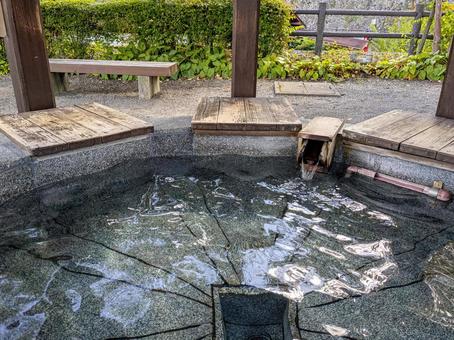 足湯の注ぎ口 足湯,温泉,温かいの写真素材