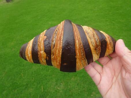 チョコレートのクロワッサン チョコレートのクロワッサン,クロワッサン,オシャレの写真素材