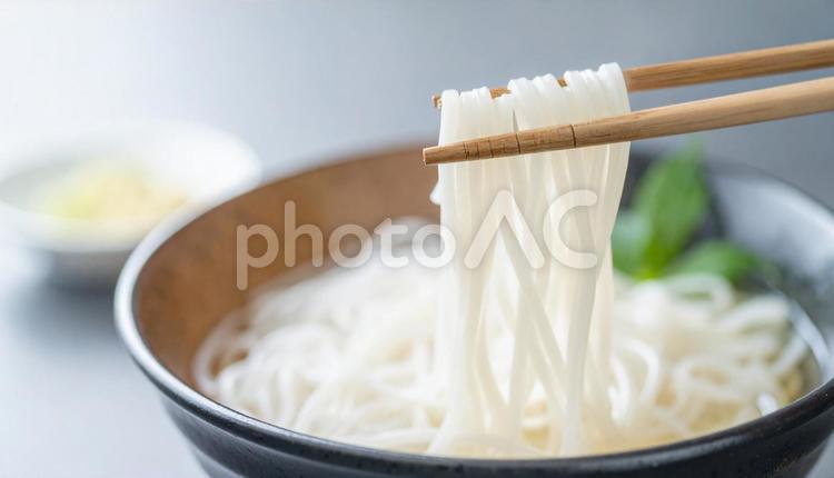 そうめん　箸持ち 素麺,箸持ち,麺類の写真素材