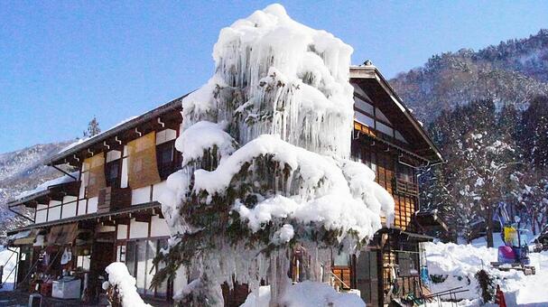 雪の白川郷（岐阜） 雪,冬,銀世界の写真素材