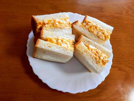 今日のランチ 卵サンド,サンドイッチ,ランチの写真素材