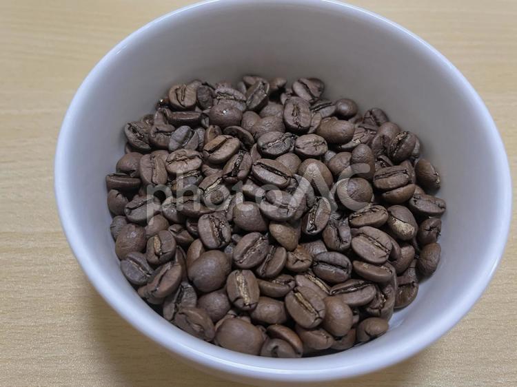 コーヒーの豆を撮影 まめ,コーヒー,コーヒー豆の写真素材