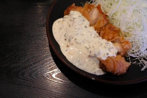 焼き肉店のチキン南蛮 焼き肉店のチキン南蛮の写真