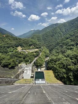 ダム ダム 小河内ダム,ダム,重力式コンクリートダムの写真素材