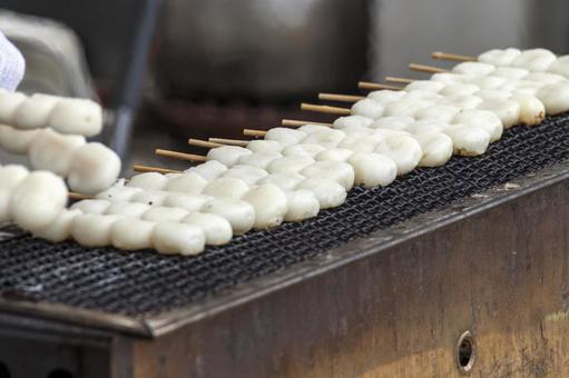 みたらし団子6 みたらし団子6 みたらし団子,米,団子の写真素材