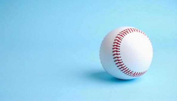 野球ボール一つ 野球ボール一つの写真